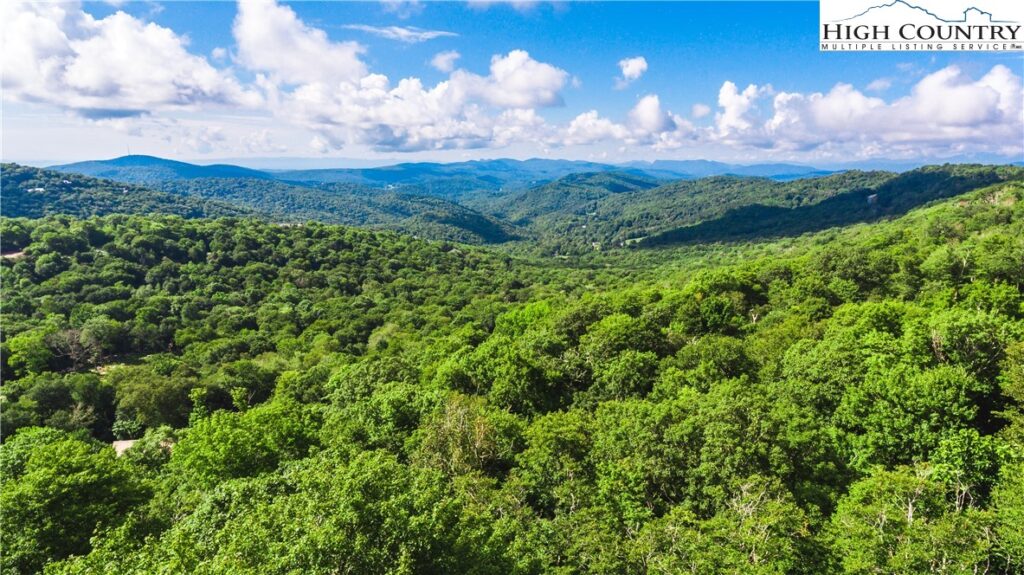 West Jefferson, NC, Homes For Sale, boone, NC, NC Mountain Properties, land for sale Banner Elk, Boone, NC mountains